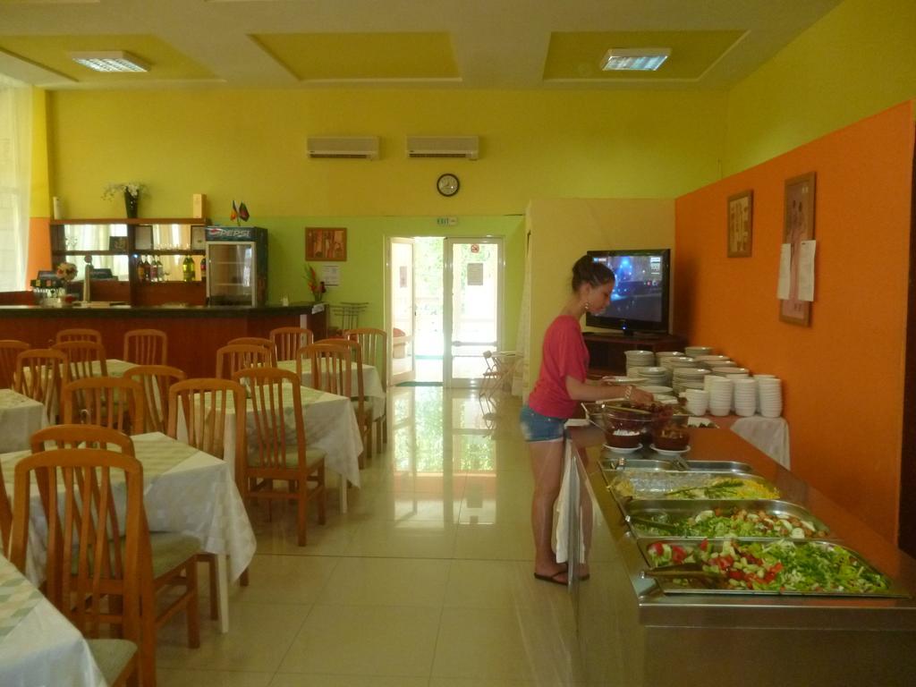 Ahilea Hotel - Free Pool Access Balchik Extérieur photo