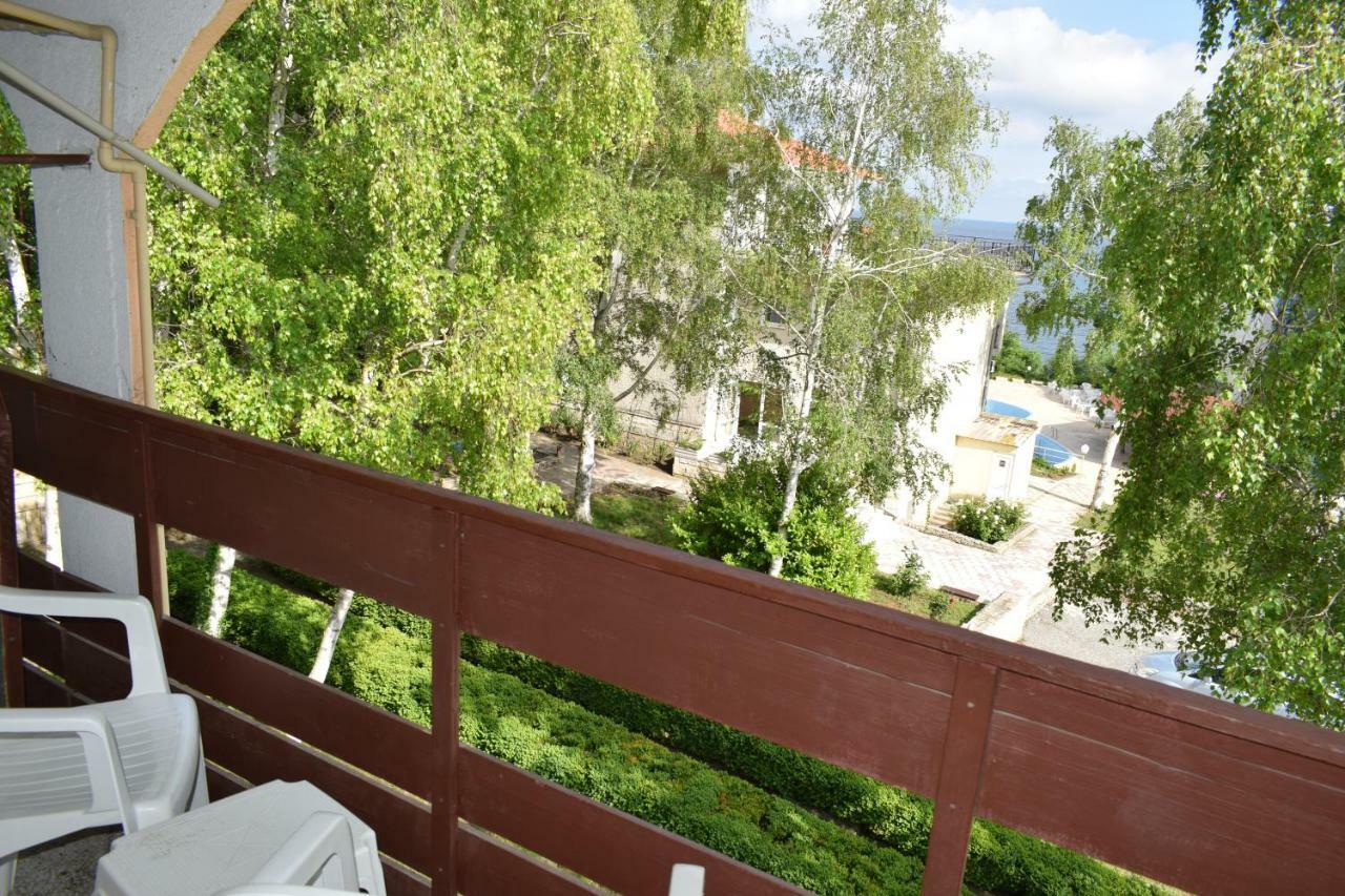 Ahilea Hotel - Free Pool Access Balchik Extérieur photo